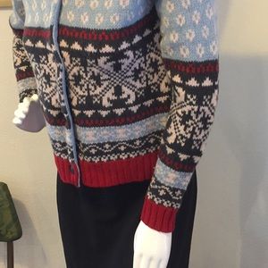 Detailed Eddie Bauer Sweater Skiing Christmas